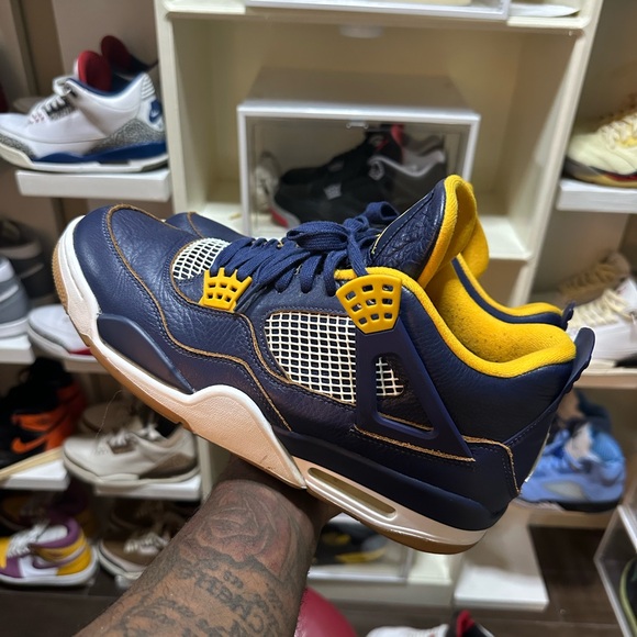 Jordan 4 Retro “Dunk from Above” - Picture 1 of 6